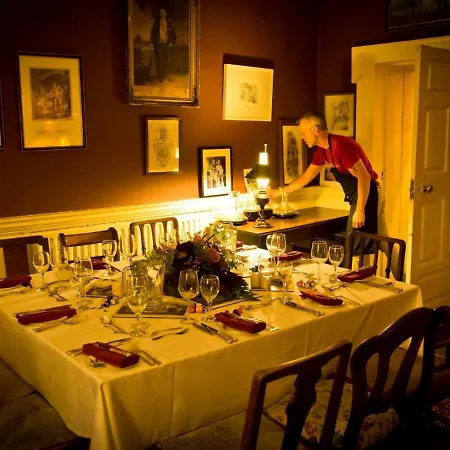 Gasthuis Roundwood House