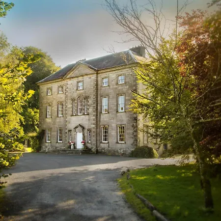 Roundwood House 3*