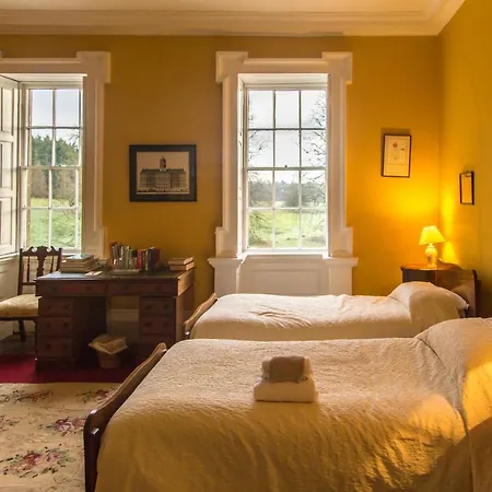 Roundwood House 3*
