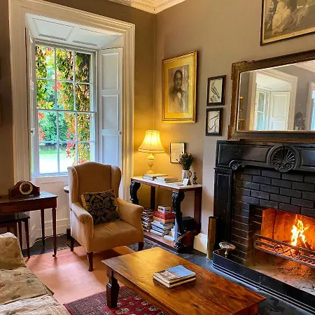 Roundwood House Гостевой дом 3*