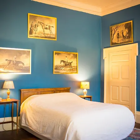 Roundwood House