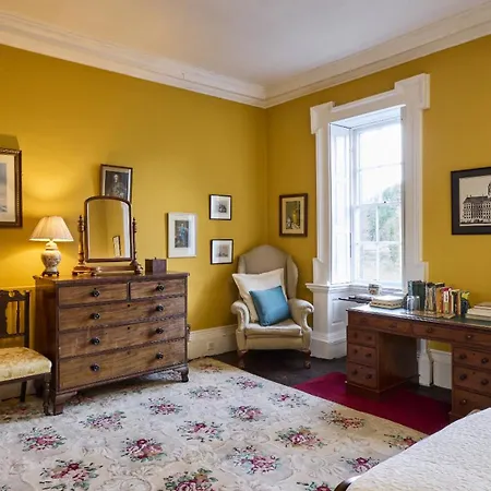 Roundwood House Penzion Mountrath