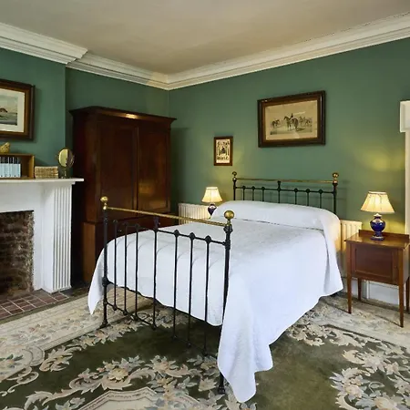 Roundwood House 3* Mountrath