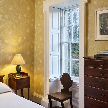 Roundwood House
