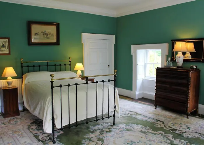 Гостевой дом Roundwood House