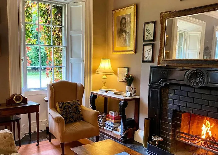 Roundwood House Гостевой дом 3*